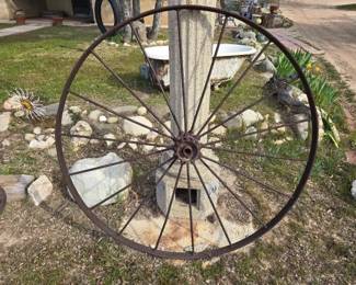#1380 • Metal Wagon Wheel
