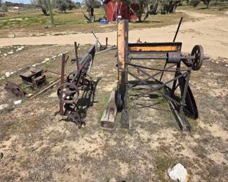 #1316 • Vintage Saw Mill with Wood Chipper
