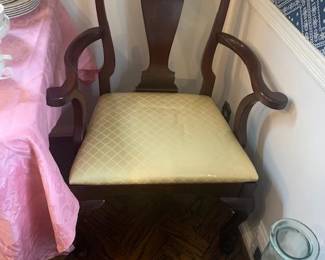 Queen Ann's armchair set of 6  