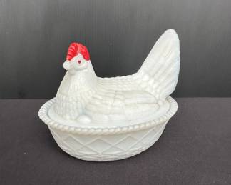 Vtg. Milk glass hen on nest covered bowl