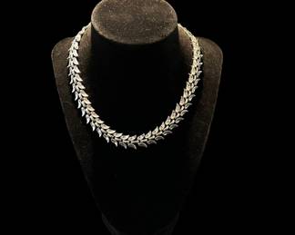 Vtg TriFari necklace