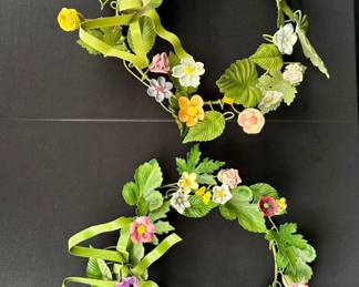 Vintage Italian Toleware Floral Wreaths