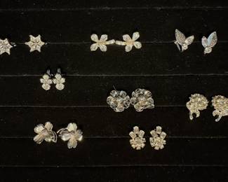 Vtg. assorted clip on and screw-on earrings