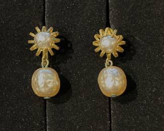 Vtg. Miriam Haskill Style earrings.
