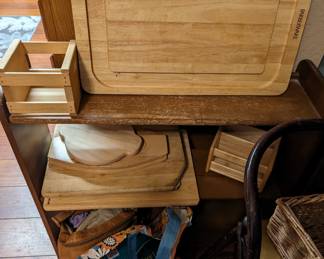 so many wood cutting boards 