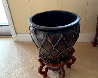 #46	Ceramic Pot - 13.5x12.5	 $25.00 			
#47	Wood Plant Stand 	 $20.00 			
