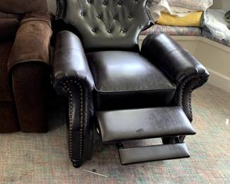 #99	Pleather Recliner w/nailhead Trim w/19" Wide Seat w/continuous Foot 	 $125.00 			
