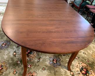 #60	Wood Table w/2 leaves  50-90x50Wx29  (no chairs)	 $175.00 			
