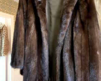 #69	Mink Coat - Approx M	 $125.00 			
