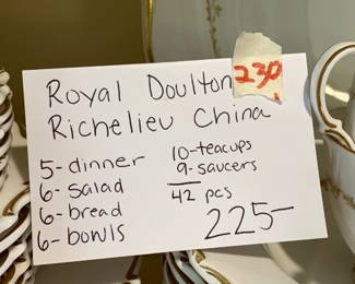 #230	Royal Daulton Richelieu 42 Pcs	 $225.00 			
