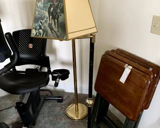 #261	Foxhunting Floor Lamp w/ Green Metal Base 54"	 $75.00 			
