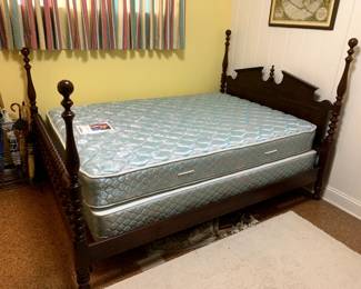 #2	Full Size 4 poster Mahogany Bed w/mattress& Boxsprings (Sealy)	 $175.00 			
