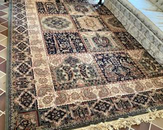 #15	Machine Made Green/Cream/Navy Area Rug - Mirastan 100% Wool - Made in Belgium - 8'x10'	 $200.00 			
