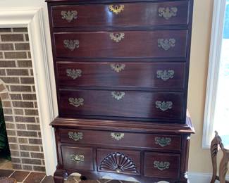#26	Trutype HI-boy Chest of 8 drawers on claw feet - 35x20x62	 $175.00 			

