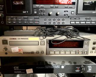 #257	Elec. Off	Tasam CD Recorder CDRW5000	 $100.00 			
