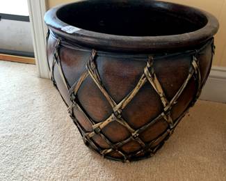 #46	Ceramic Pot - 13.5x12.5	 $25.00 			
		
