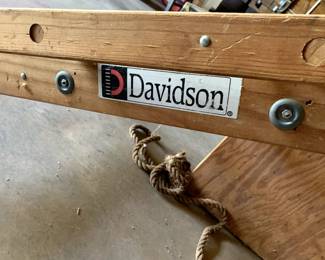 #160	Wood Davidson 9' Wood Ladder	 $200.00 			
