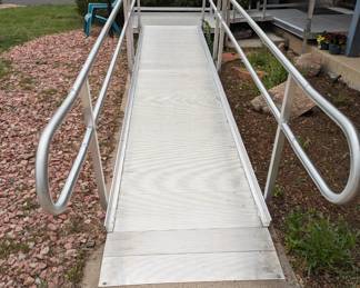 Aluminum Wheelchair ramp in great condition