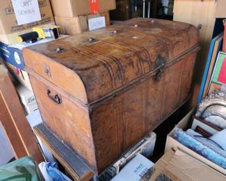 tin chest vintage