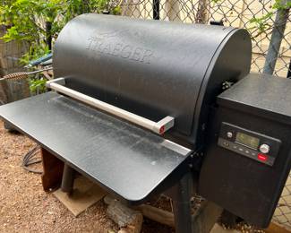 Traeger Smoker Ironwood 885 Wood Pellet WIFI Grill