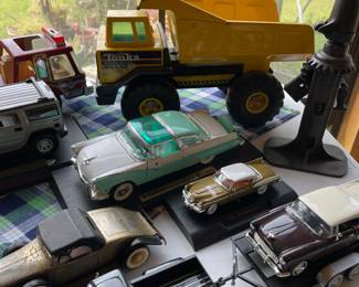 Model cars, Tonka truck