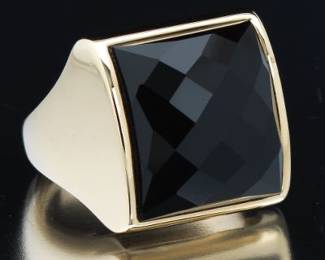 Ladies Gold and Onyx Cocktail Ring 
