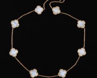 Ladies Gold and Mother of Pearl Clover Necklace 