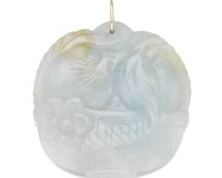 Chinese Gold and Carved Jadeite Peaches of Immortality Large Pendant 