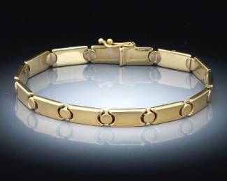 Ladies Gold Bracelet 