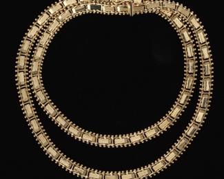 Ladies Gold Necklace 