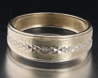 Vintage Gold and Diamond Cut Design Band 