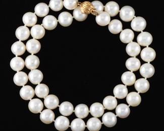 Ladies Gold and Pearl Princess Necklace 
