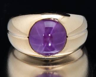 Ladies Vintage Gold and Lindy Pink Star Sapphire Ring 