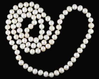 Ladies One Stand Pearl Matinee Necklace 