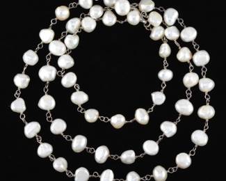Ladies Styling Silver and Baroque Pearls Necklace 