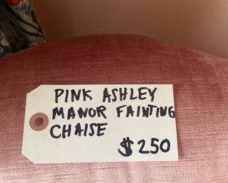 Pink Ashley Manor Fainting Chaise