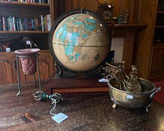 Vtg. Cram's Atlas Imperial World Globe