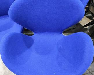 "Swan" swivel and adjustable royal blue chair by Arne Jacobsen.