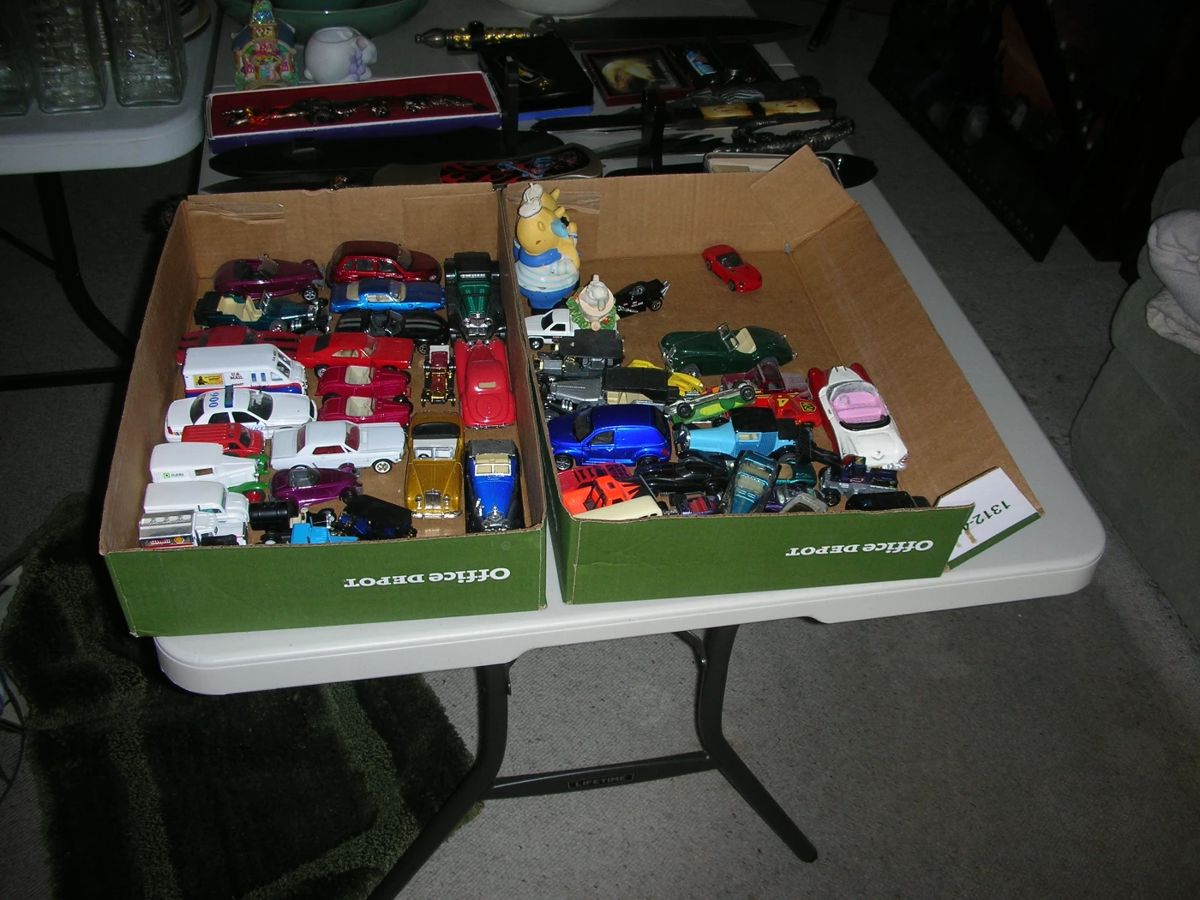 estate-sale-eclectic-vintage-items-starts-on-4-6-2024
