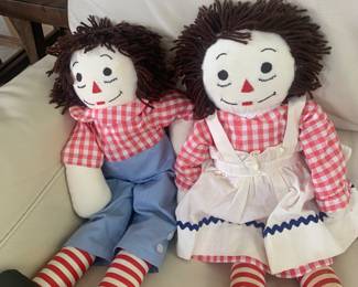 Raggedy Ann and Raggedy Andy