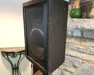 PAIR Peavey Model 112 TLS speakers