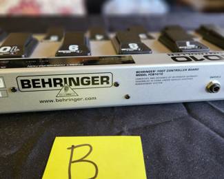 Behringer FCB1010 Midi Foot controller