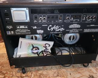 Fender Cyber Twin PR393 amp