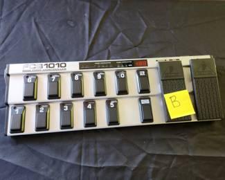 Behringer FCB1010 Midi Foot controller