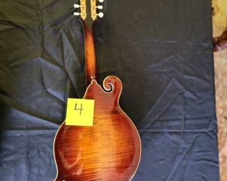 Eastman MD815 mandolin with Mother of Pearl inlay, made in China