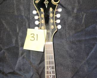 Alvarez mandolin