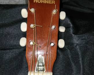 Hohner Acoustic guitar