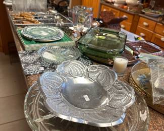 Kitchen Serving Pieces