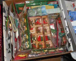 Vintage Christmas box of minis