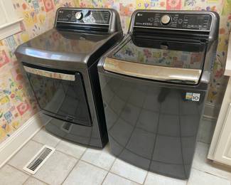 New LG smart washer and dryer
$800